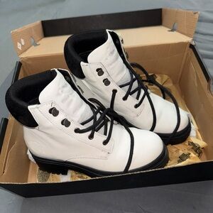 Harley-Davidson White and Black Combat Boots